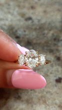 CUBIC ZIRCONIA - Oval Cut Ring 925 Silver