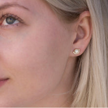 Bridal Pearl stud earrings 925 Silver