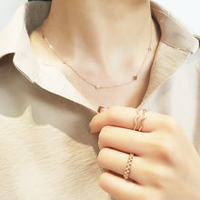 Minimalist Clover Necklace