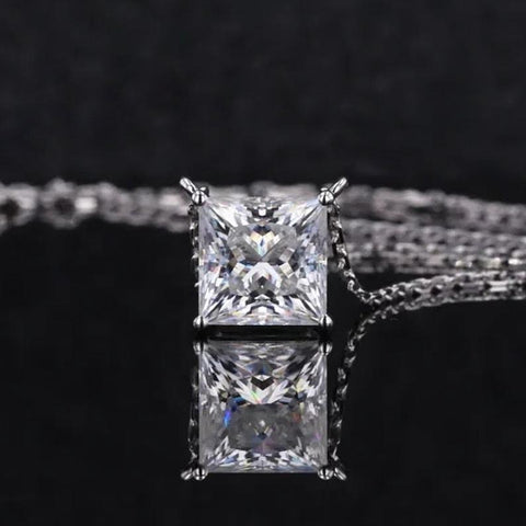Solitaire Designer Engagement Pendant